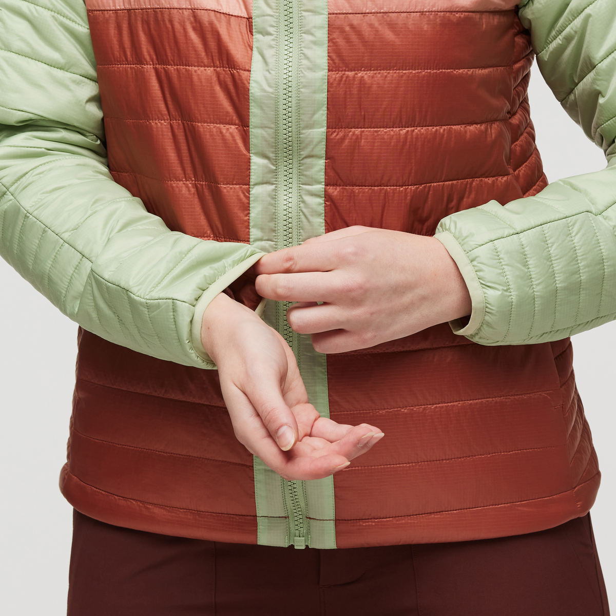 Comfortable Sun Coverage Capa Insulated Hooded Jacket - Women s
