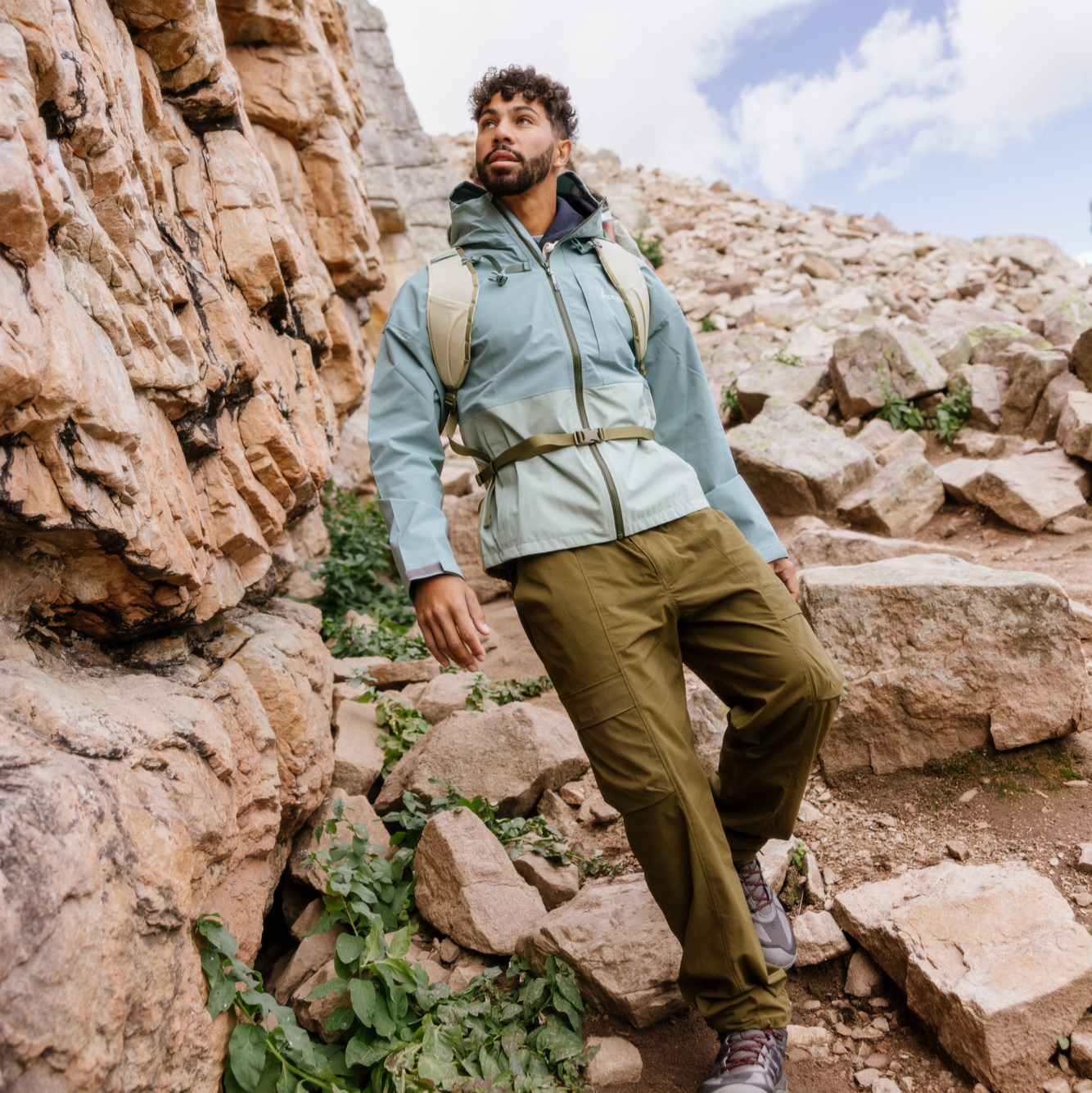 Versatile Outdoor Use Coraje Tech Cargo Pant - Men s