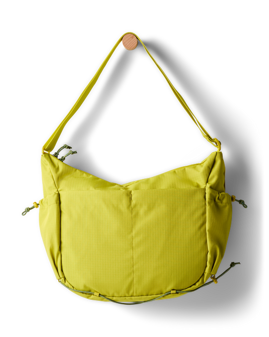 Versatile Hauling Viaje 12L Shoulder Bag