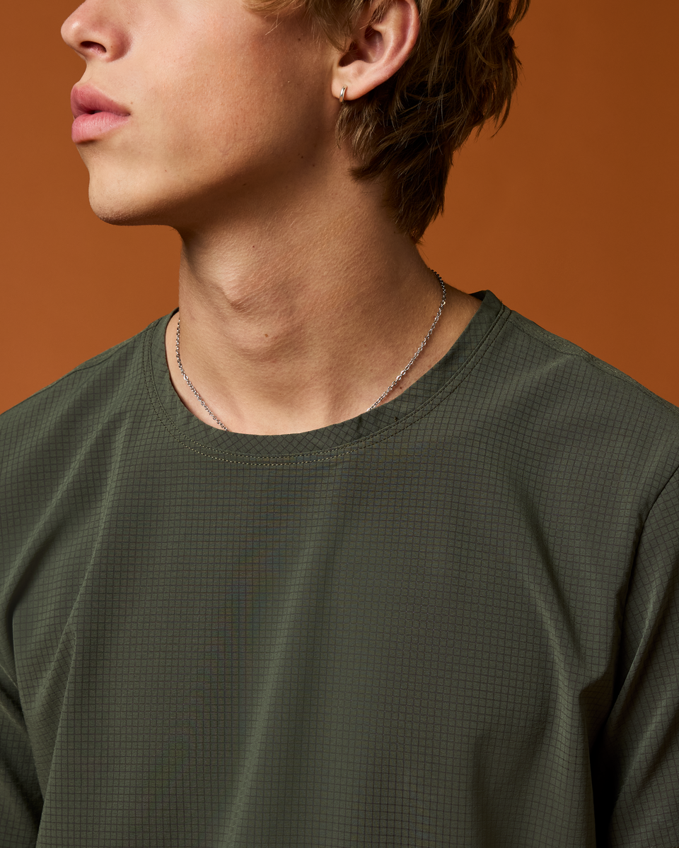 Comfortable Everyday Wear Pulso Tech T-Shirt - Men s