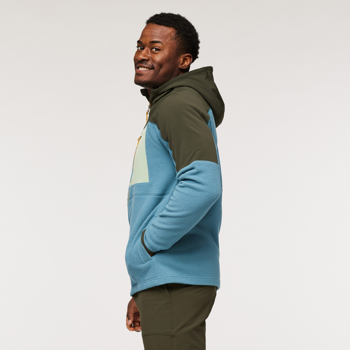 Soft Layering Warmth Abrazo Hooded Full-Zip Fleece Jacket - Men s