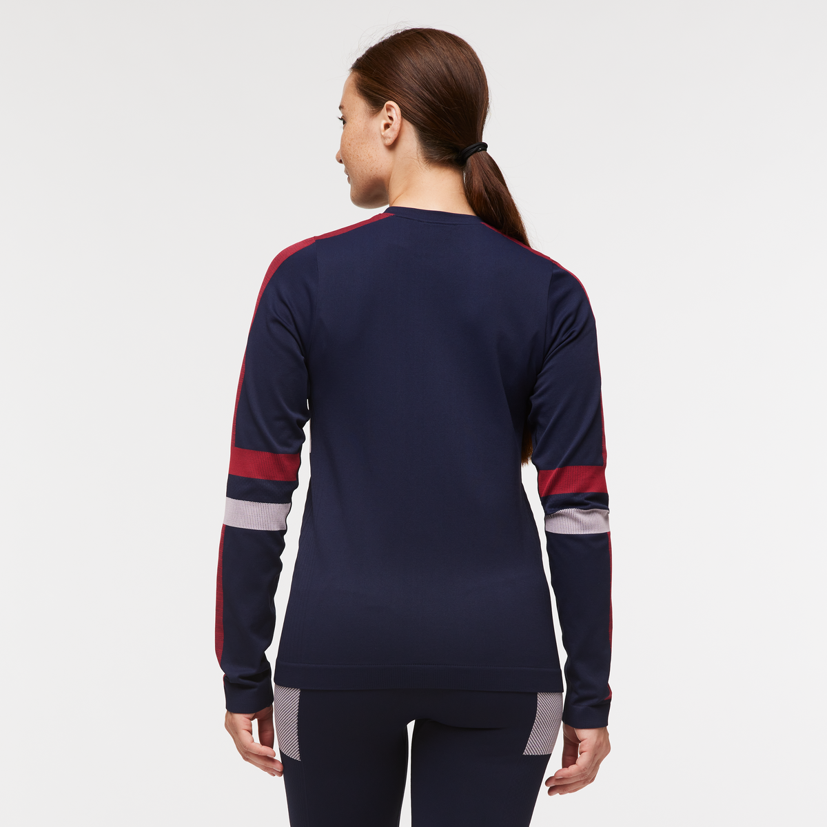 Soft Adventure Layer Debajo Seamless Baselayer Crew - Women s
