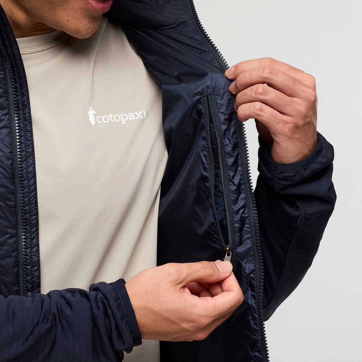 Adventure Ready Comfort Capa Hybrid Insulated Jacket - Men s