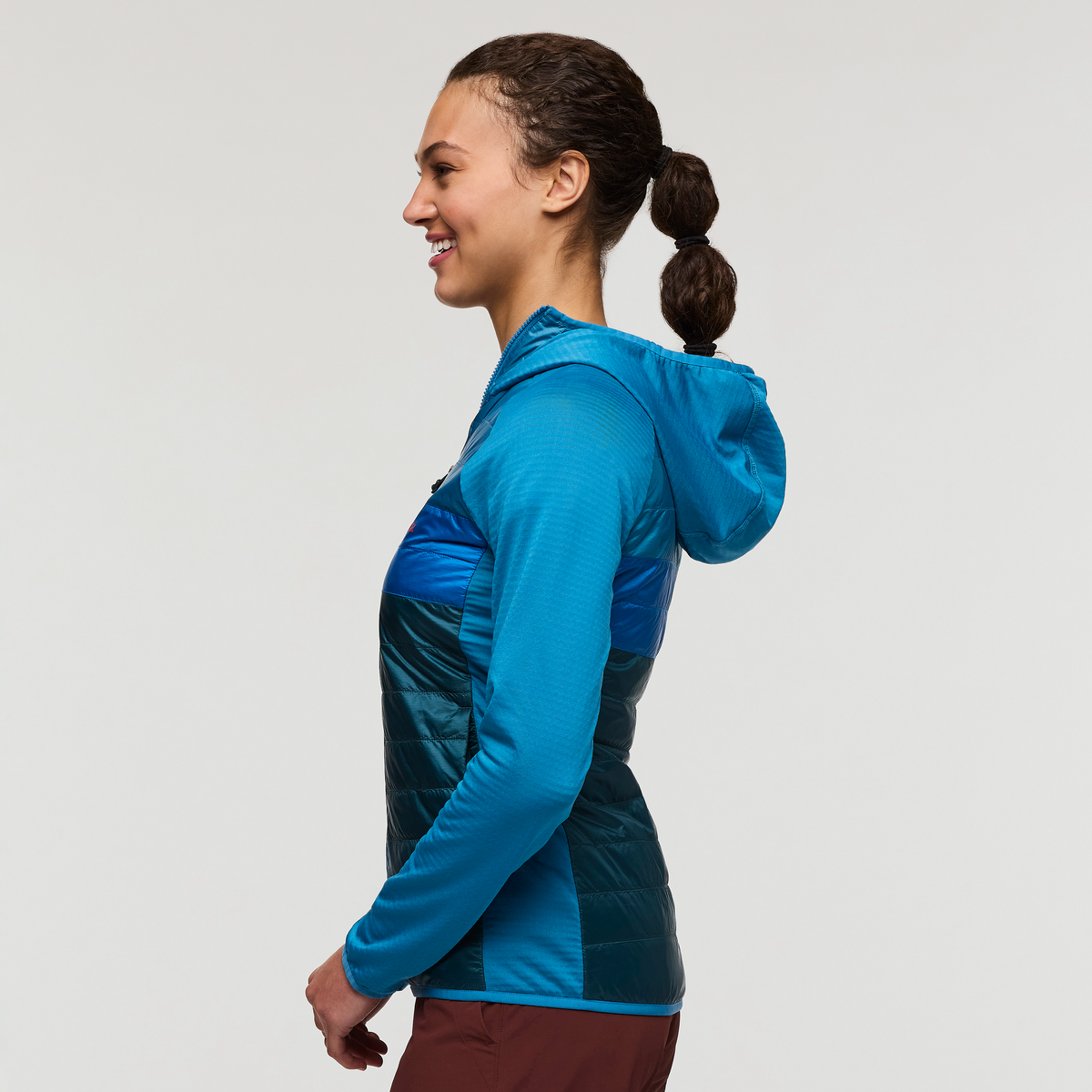 Adventure Ready Comfort Capa Hybrid Insulated Hooded Jacket - Women s