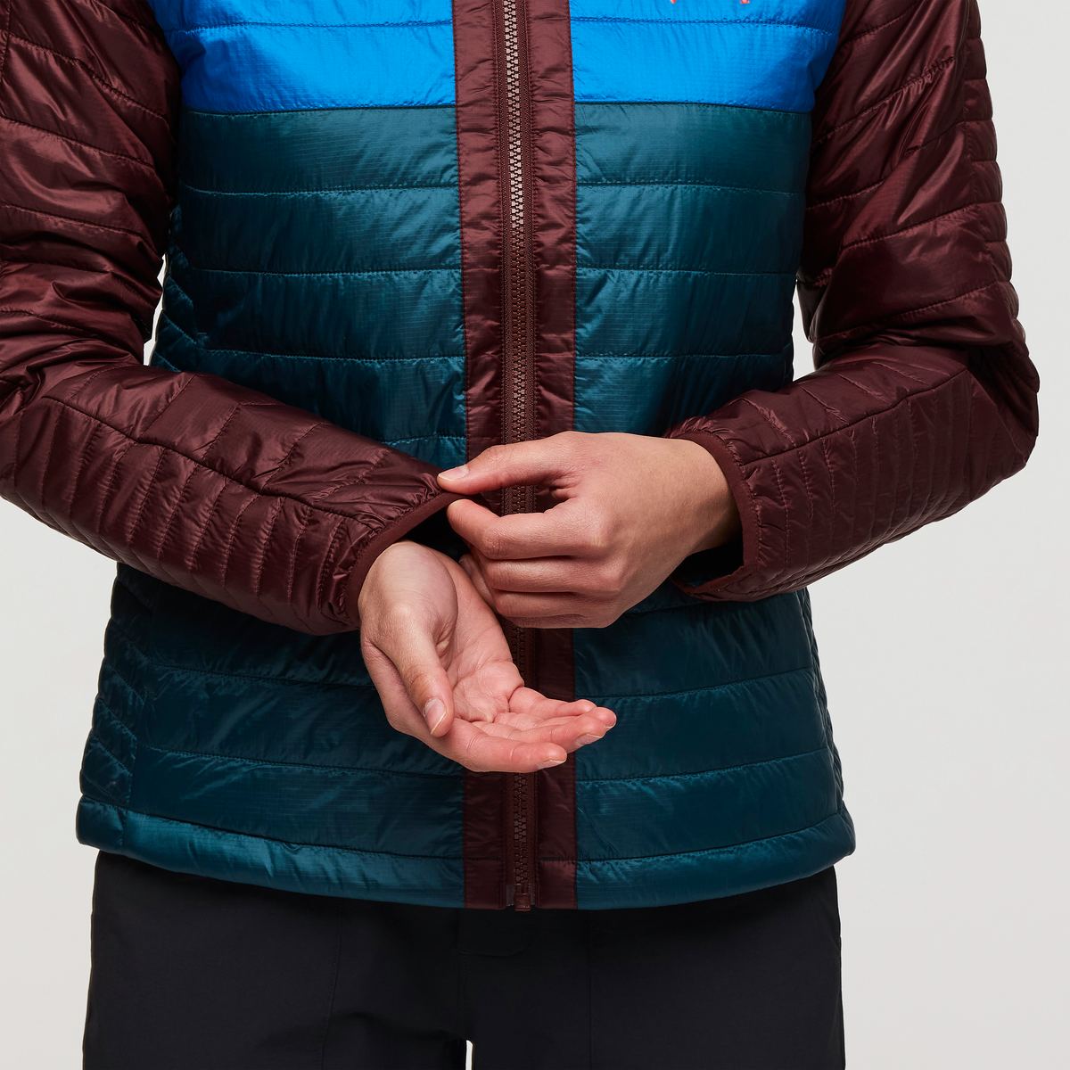 Comfortable Sun Coverage Capa Insulated Hooded Jacket - Women s