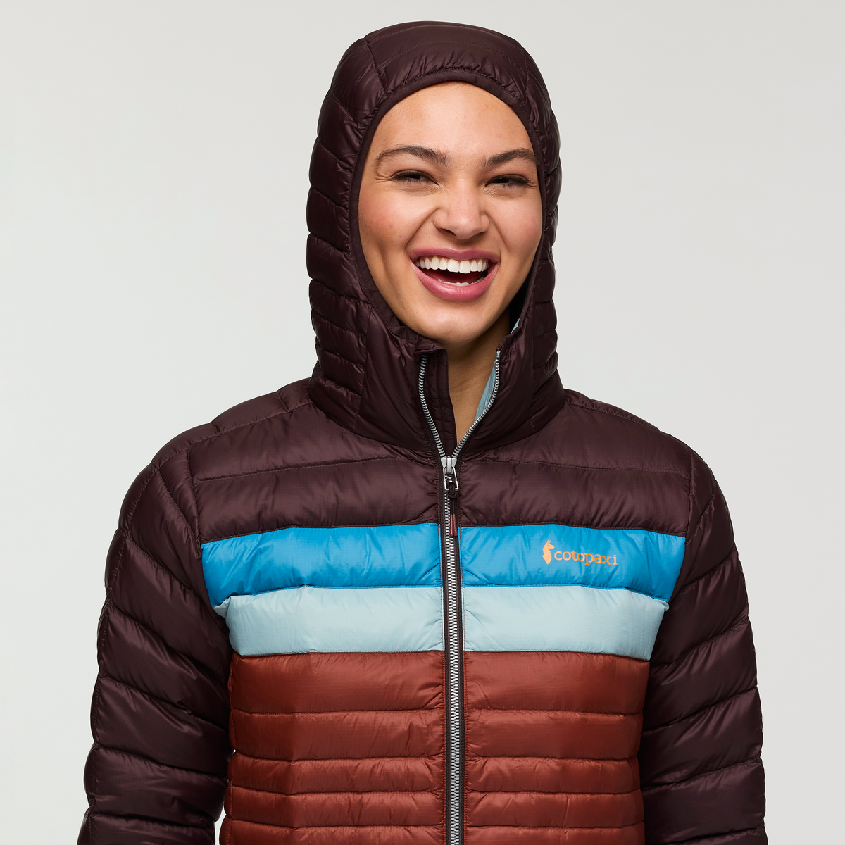 Outdoor Layering Fuego Hooded Down Jacket - Women s