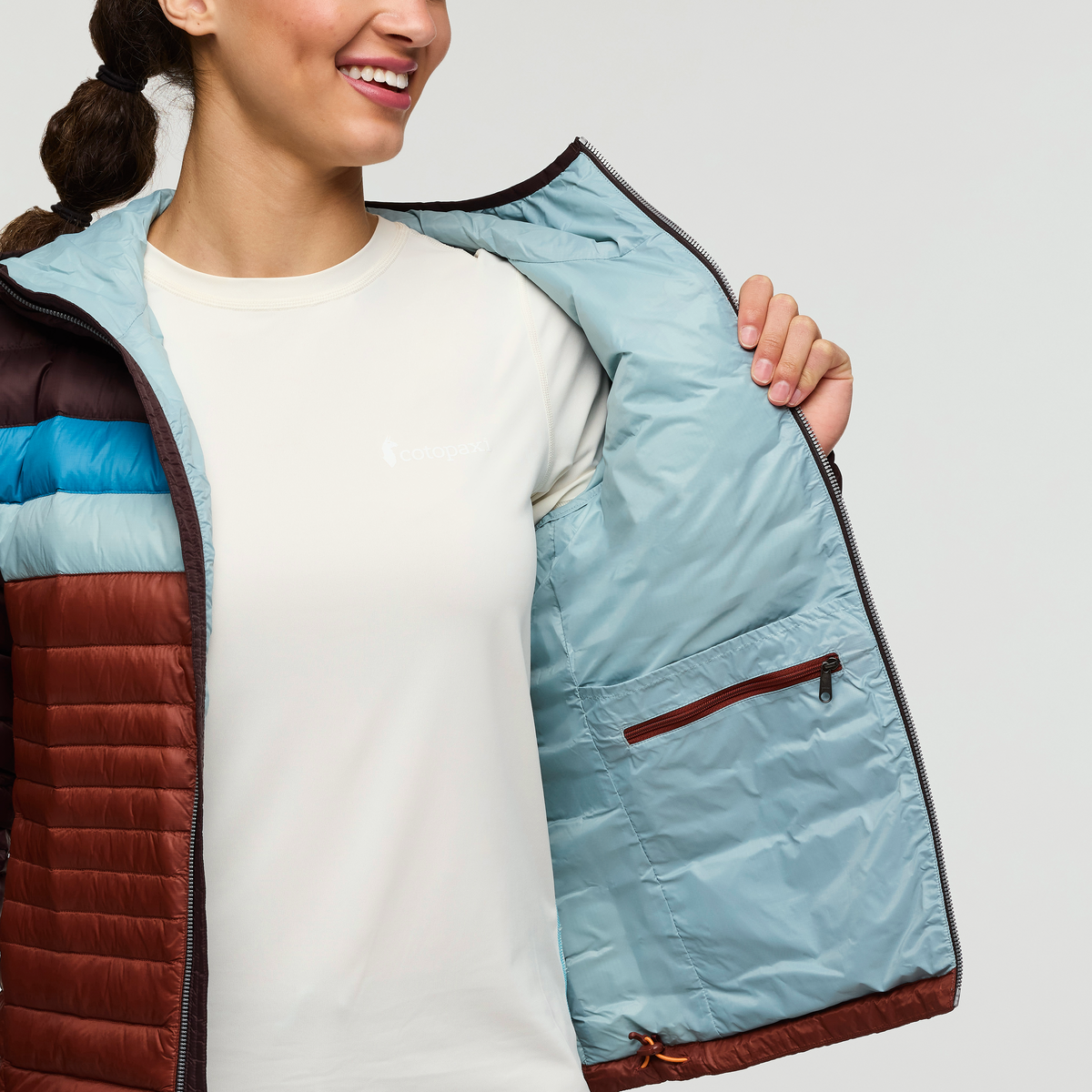 Outdoor Layering Fuego Hooded Down Jacket - Women s