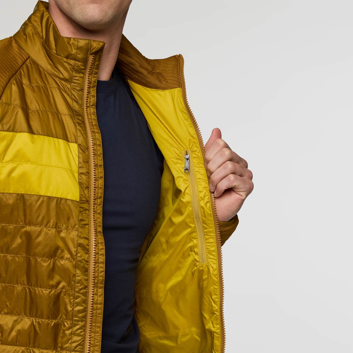Adventure Ready Comfort Capa Hybrid Insulated Jacket - Men s