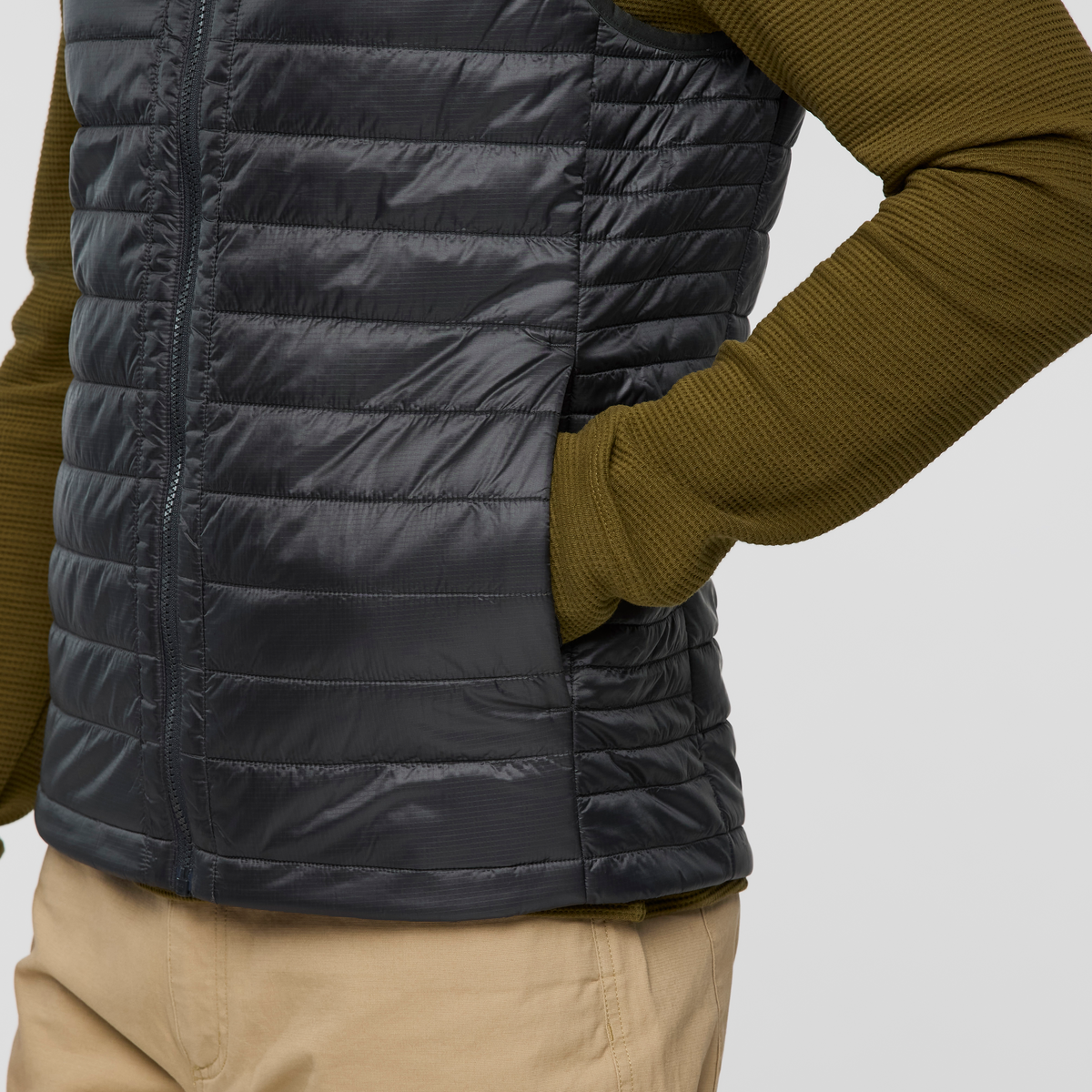 Everyday Outdoor Style Capa Insulated Vest - Men s