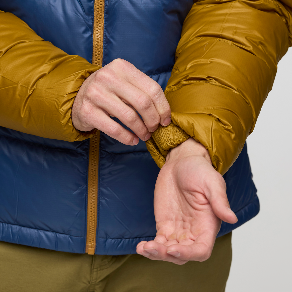 Carry On Ready Fuego Max Down Hooded Jacket - Men s