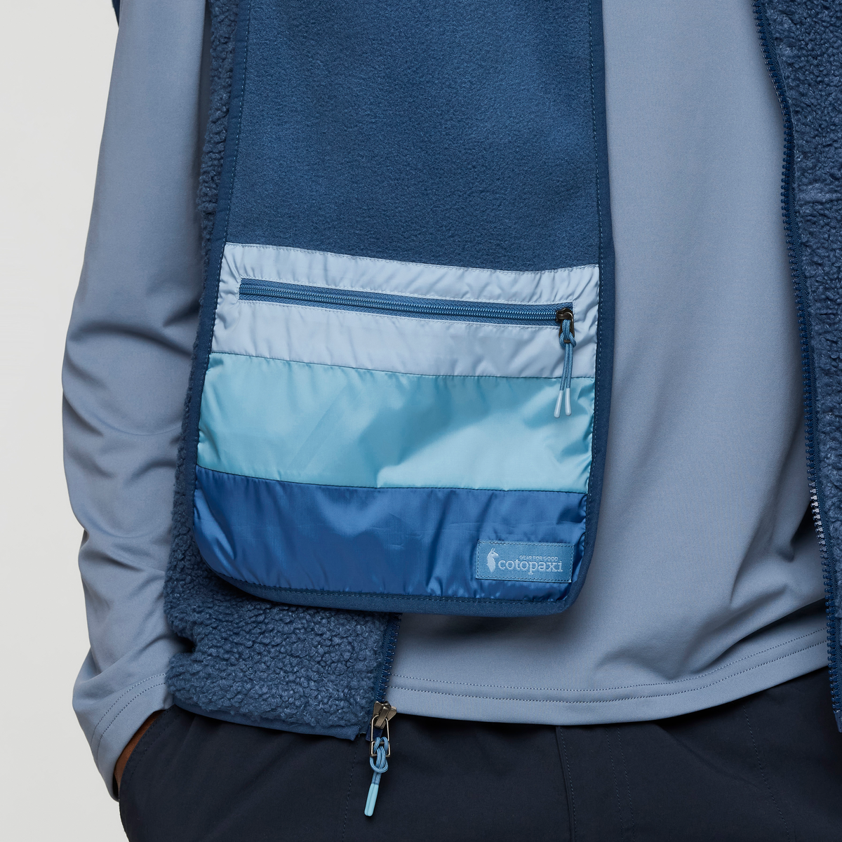Versatile Carry Teca Fleece Scarf