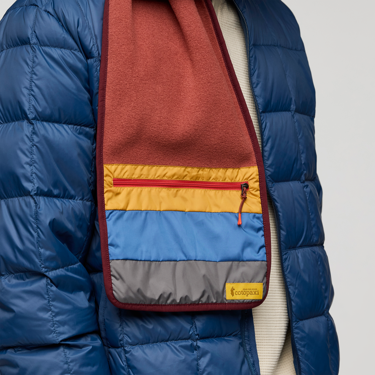 Versatile Carry Teca Fleece Scarf