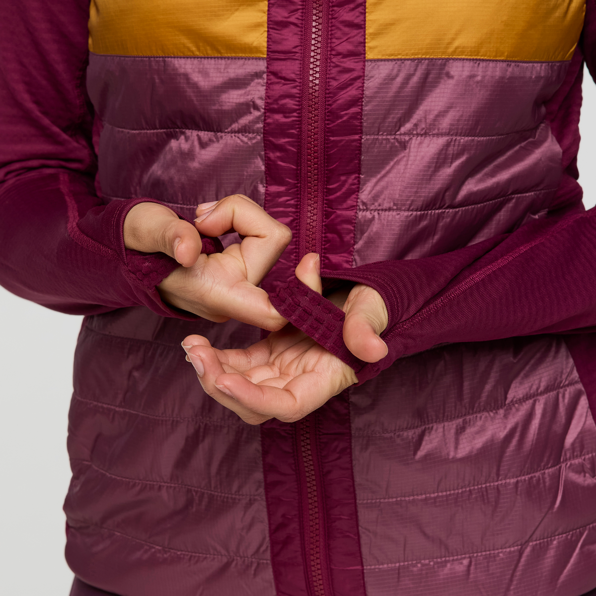 Adventure Ready Comfort Capa Hybrid Insulated Hooded Jacket - Women s
