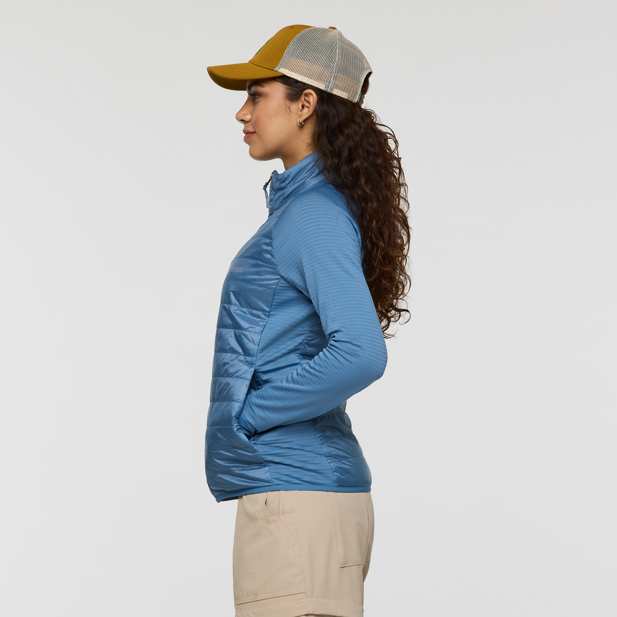 Adventure Ready Comfort Capa Hybrid Insulated Jacket - Women s