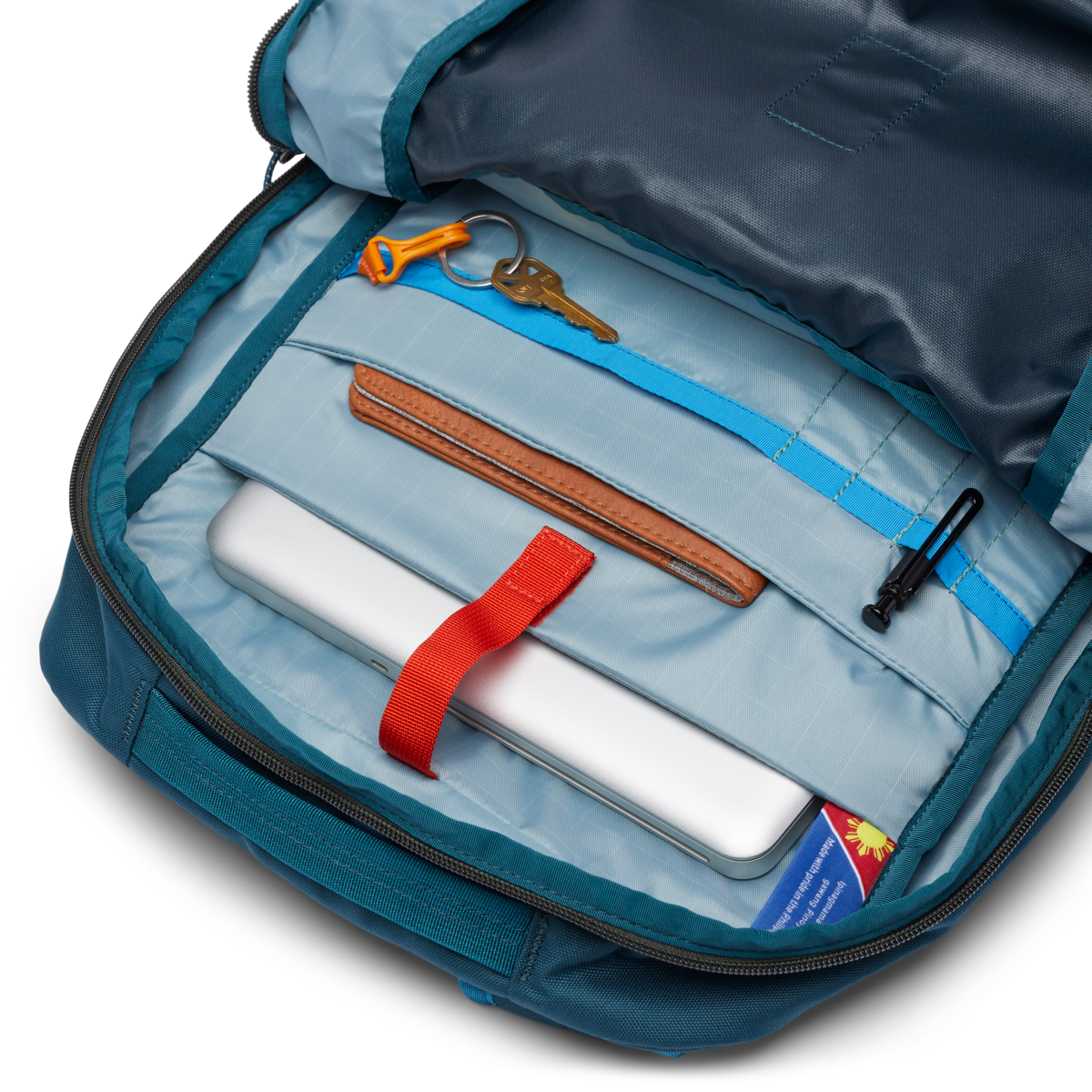 Lightweight Carry Chiquillo 26L Daypack - Cada Dia