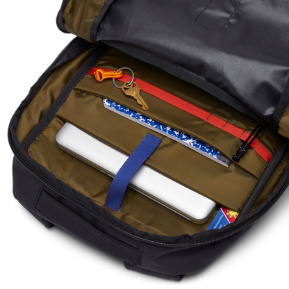 Lightweight Carry Chiquillo 26L Daypack - Cada Dia