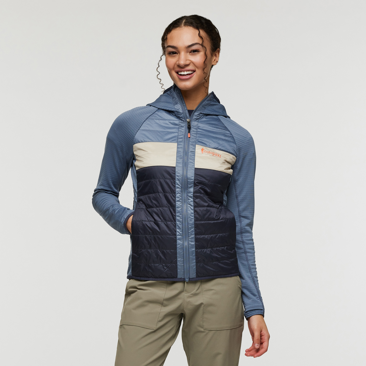 Everyday Outdoor Style Capa Hybrid Insulated Hooded Jacket - Women s
