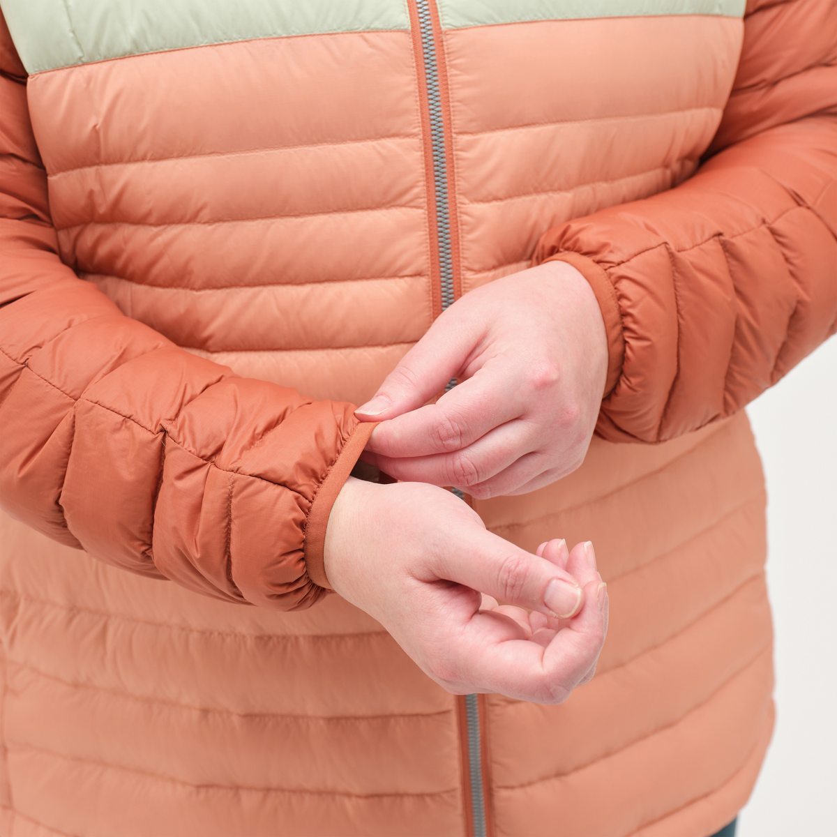 Outdoor Layering Fuego Hooded Down Jacket - Women s