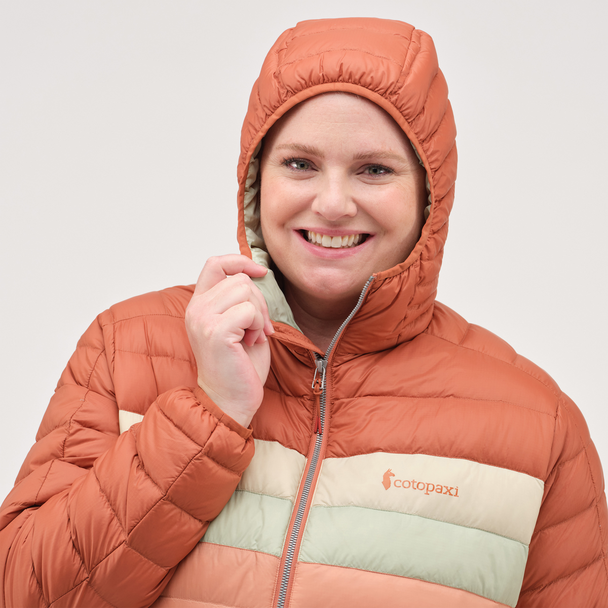 Outdoor Layering Fuego Hooded Down Jacket - Women s