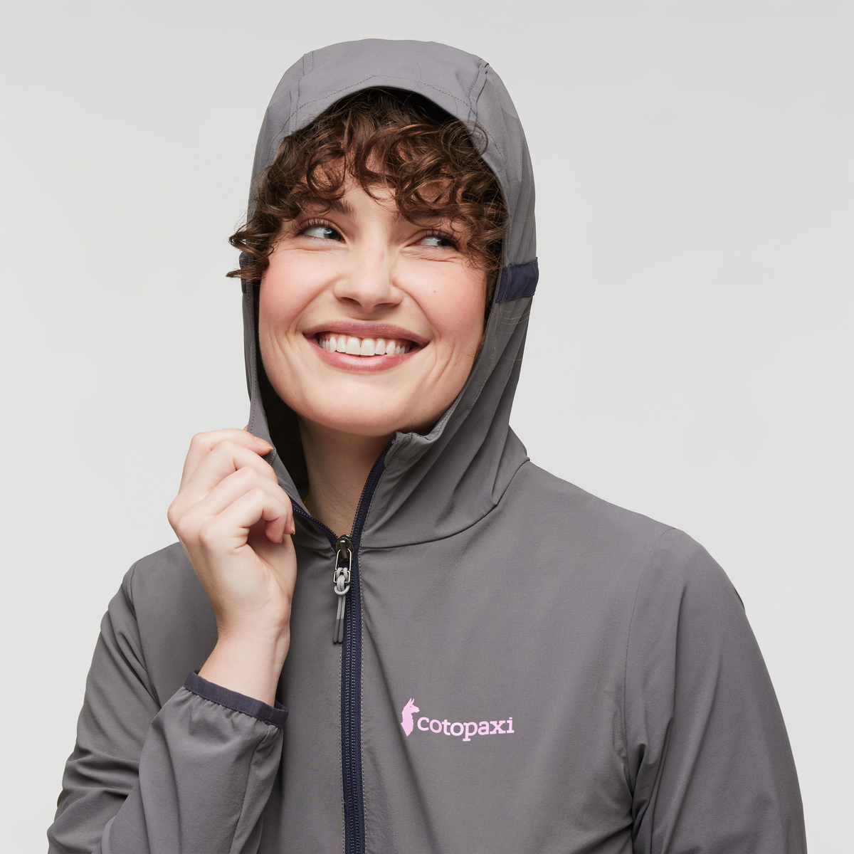 Lightweight Wind Coverage Vuelta Performance Windbreaker Jacket - Outd