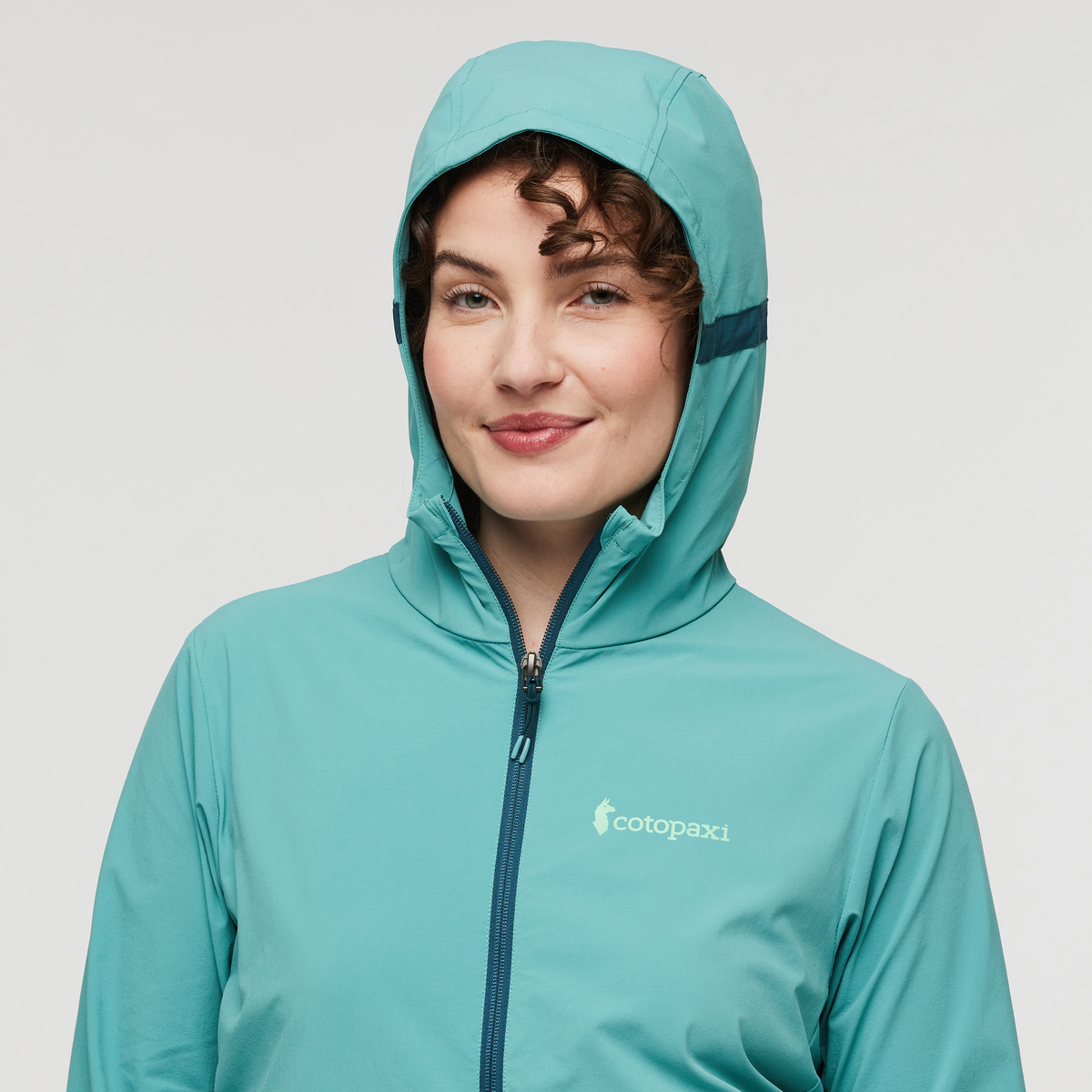 Lightweight Wind Coverage Vuelta Performance Windbreaker Jacket - Outd