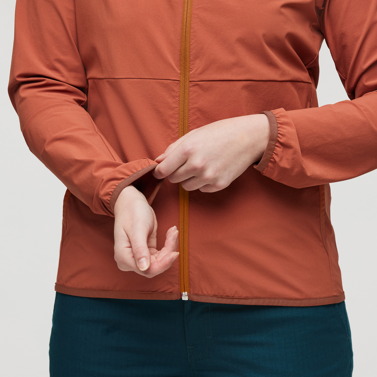 Lightweight Wind Coverage Vuelta Performance Windbreaker Jacket - Outd
