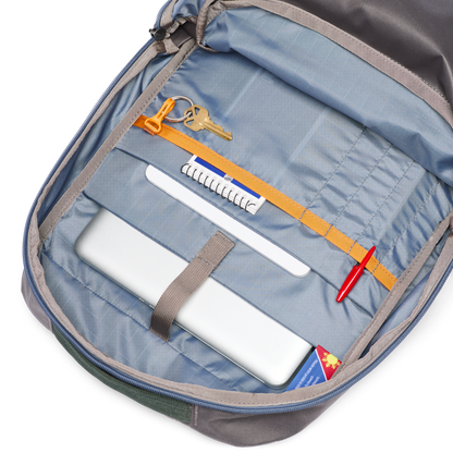 Lightweight Carry Chiquillo 26L Daypack - Cada Dia