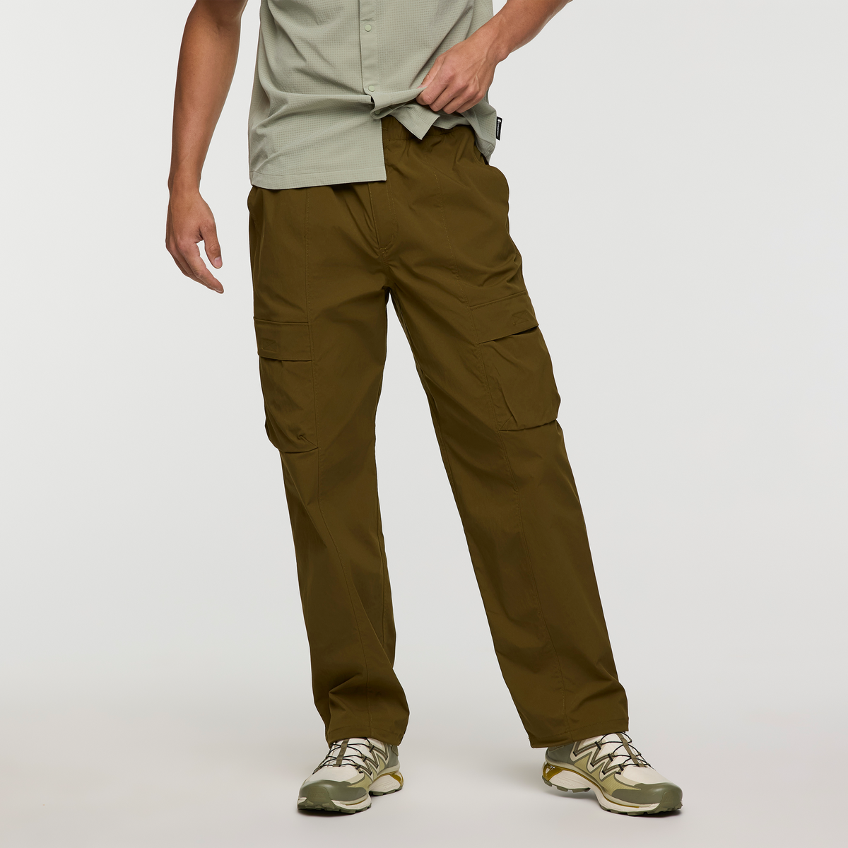 Versatile Outdoor Use Coraje Tech Cargo Pant - Men s