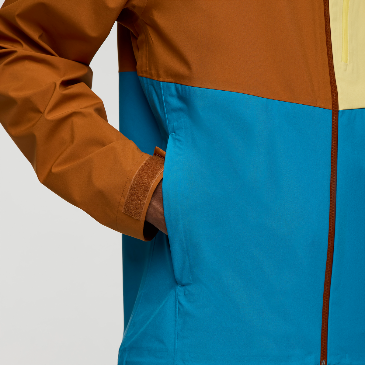Rainy Day Protection Impermeo 3L Hooded Shell Jacket - Men s