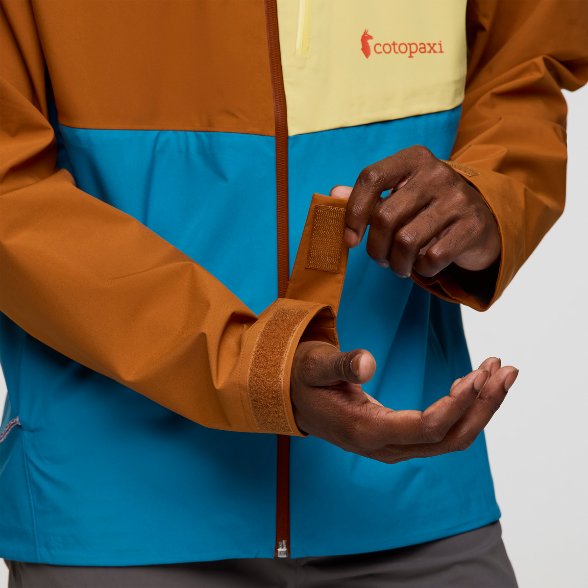 Rainy Day Protection Impermeo 3L Hooded Shell Jacket - Men s