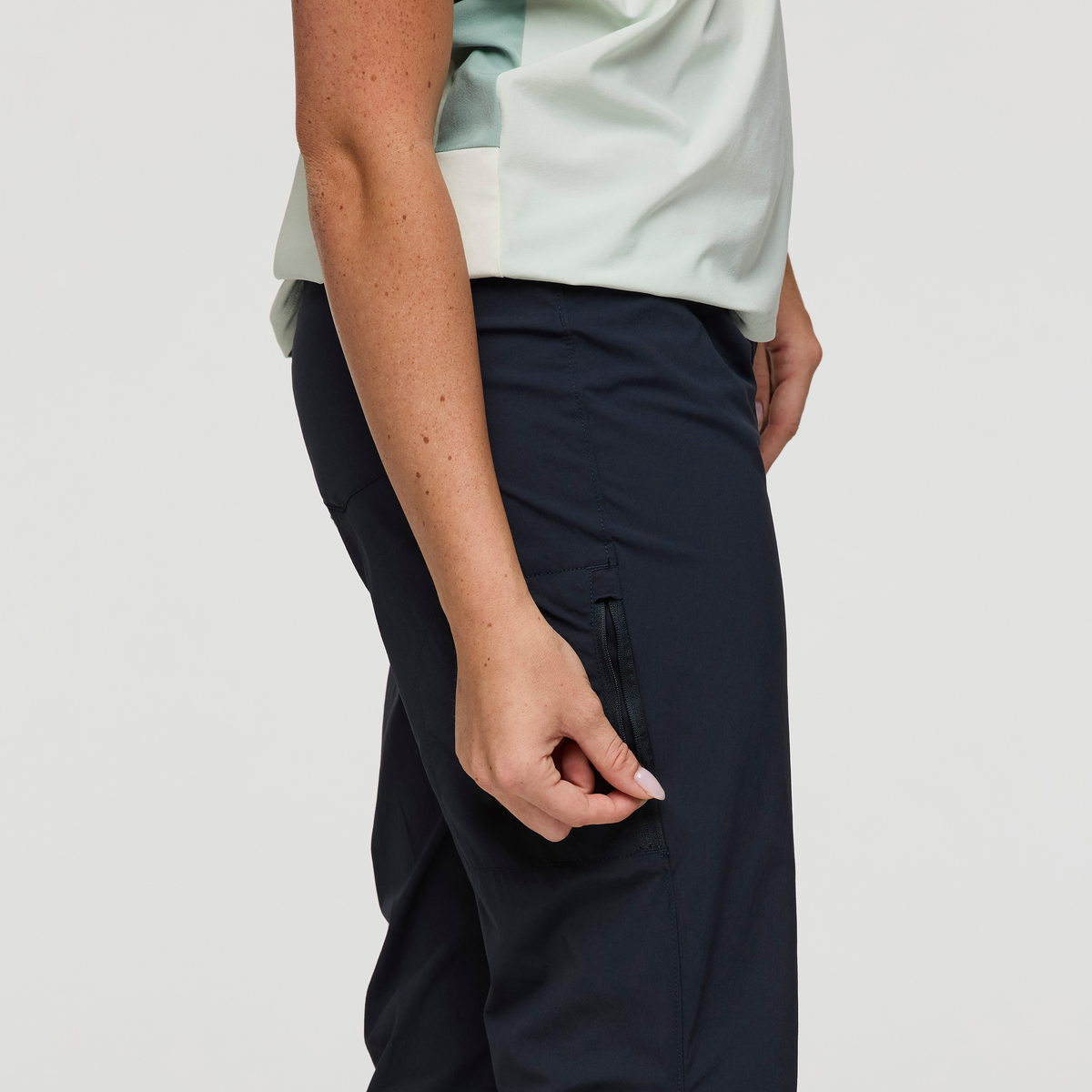 Trail Ready Movement Coraje Tech Pant - Women s
