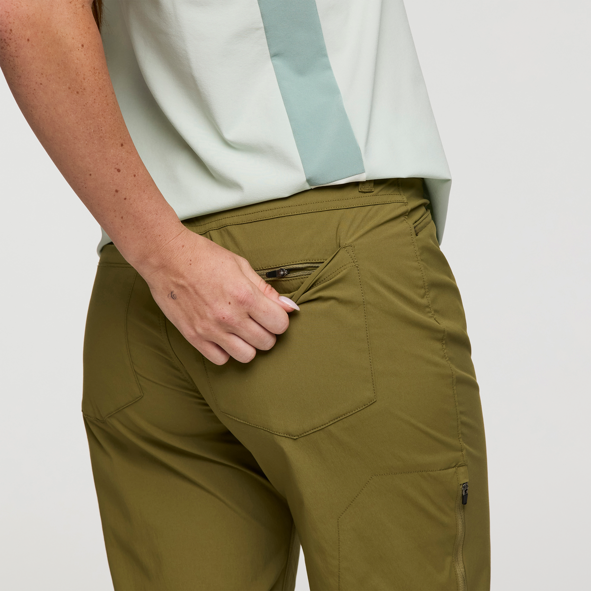Trail Ready Movement Coraje Tech Pant - Women s