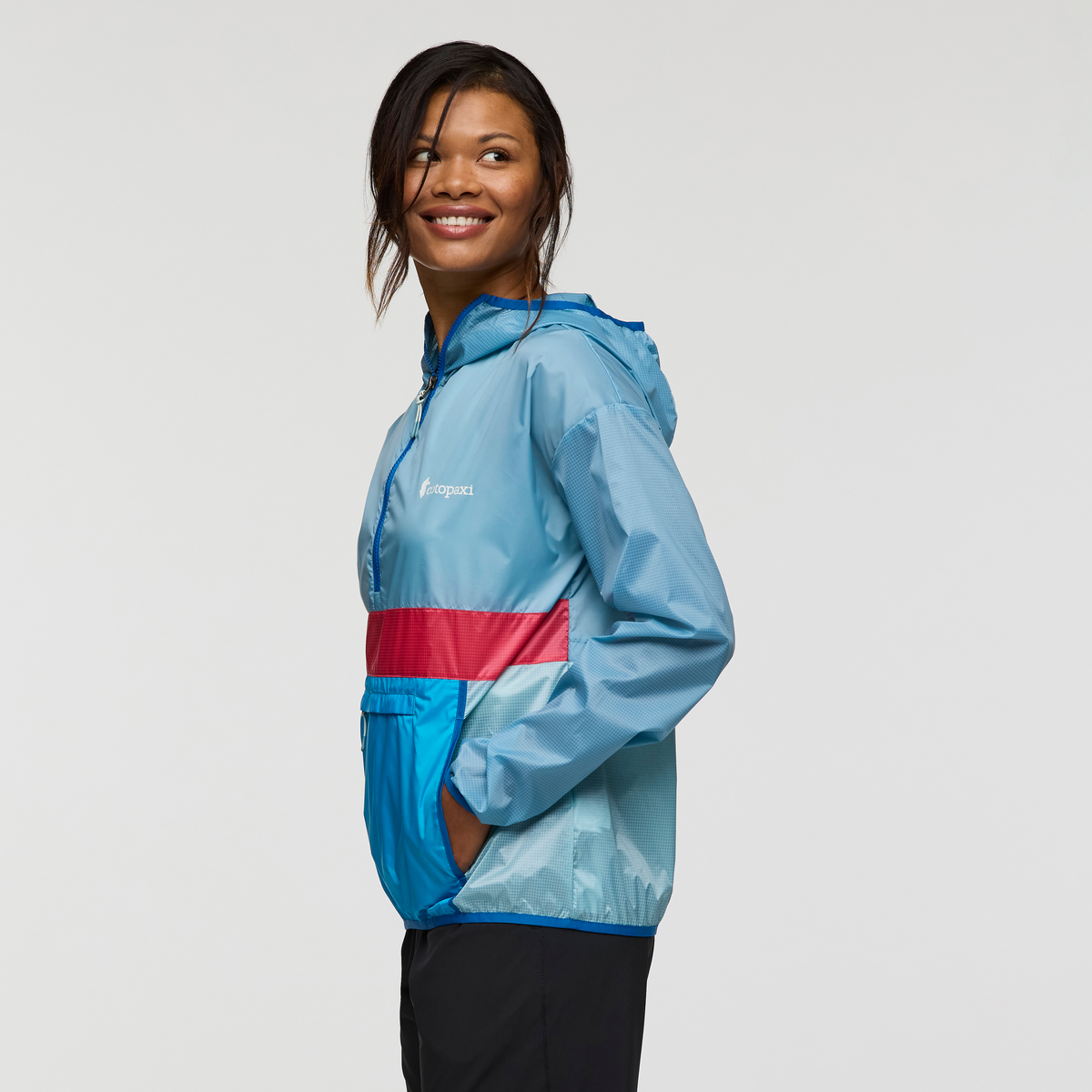 Lightweight Wind Coverage Teca Half-Zip Windbreaker - Women s