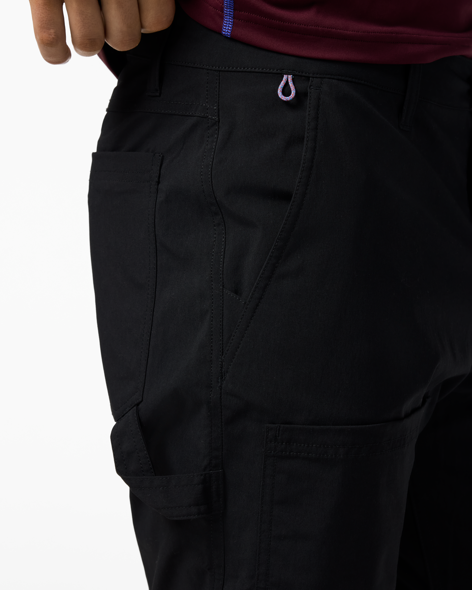 Versatile Outdoor Comfort Coraje Tech Utility Pant - Men s