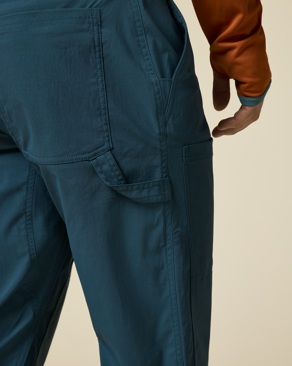 Versatile Outdoor Comfort Coraje Tech Utility Pant - Men s