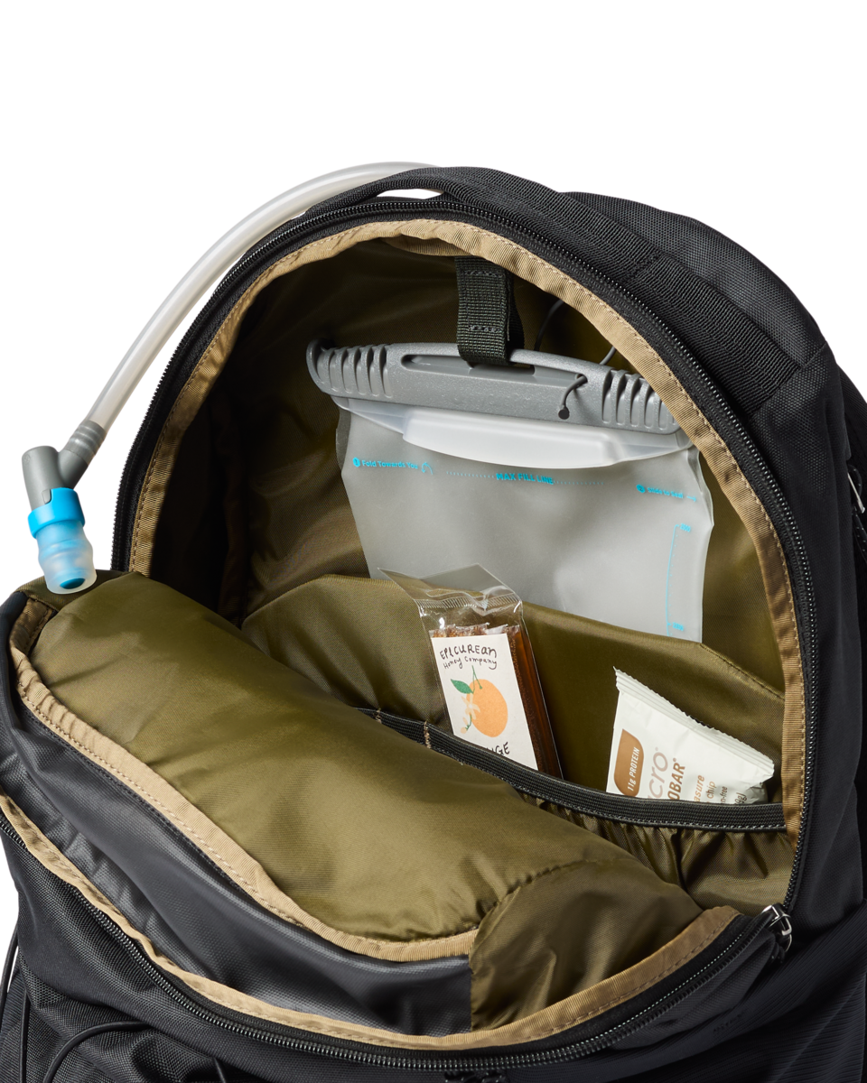 Lightweight Carry Abierto 26L Daypack