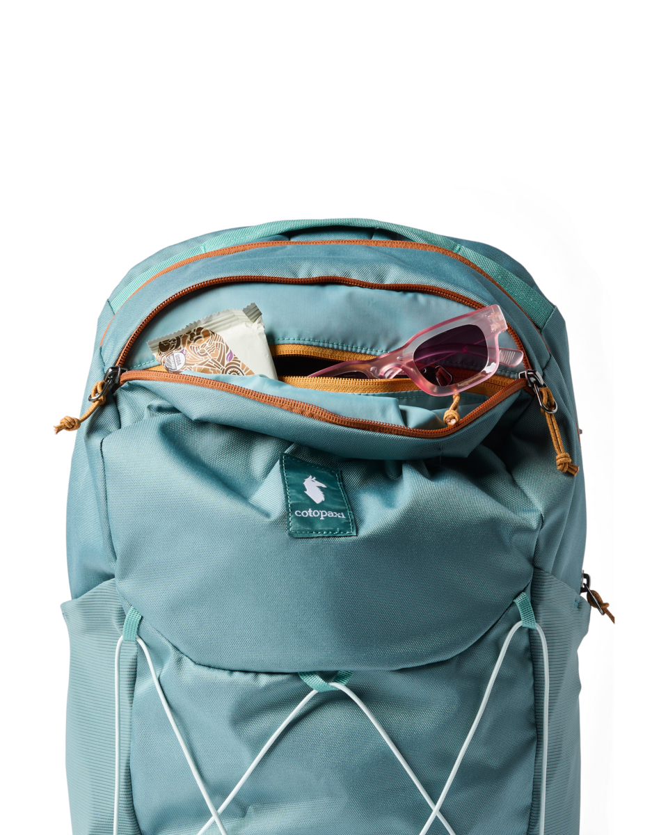 Lightweight Carry Abierto 26L Daypack