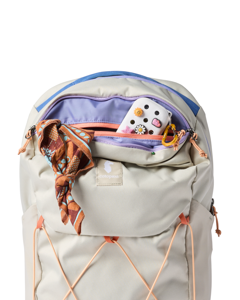 Lightweight Carry Abierto 26L Daypack