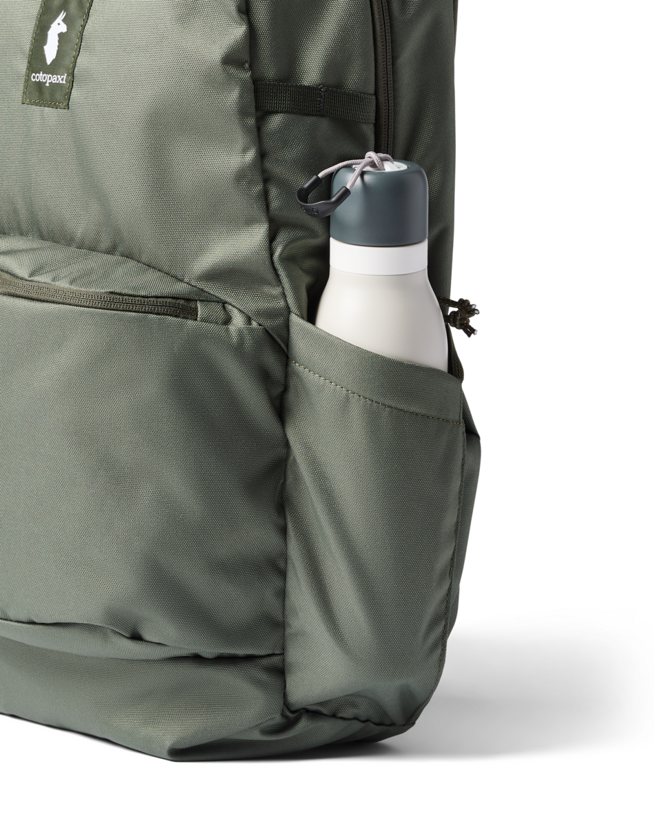 Lightweight Carry Chiquillo 26L Daypack - Cada Dia