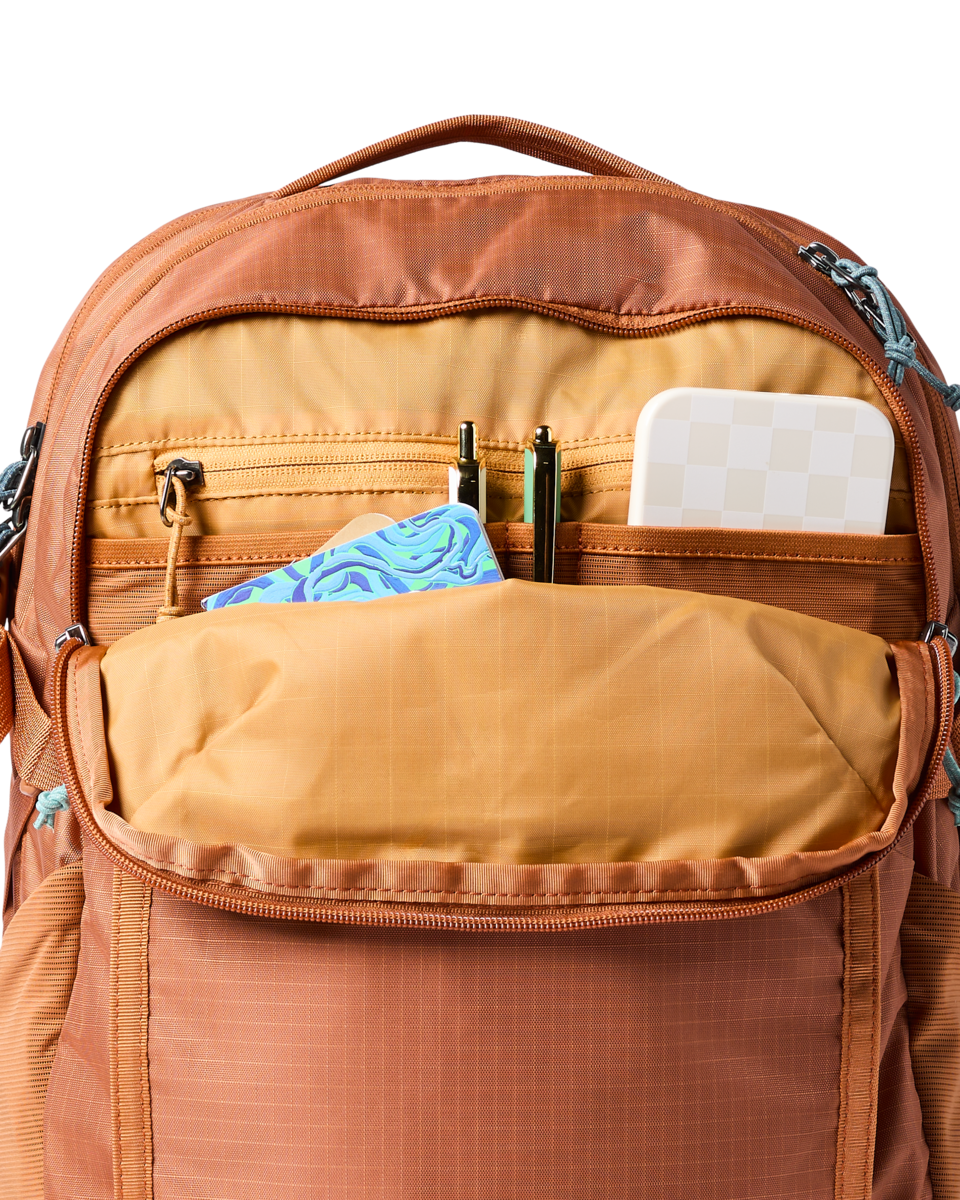 Lightweight Carry Mente 32L Daypack - Cada Dia