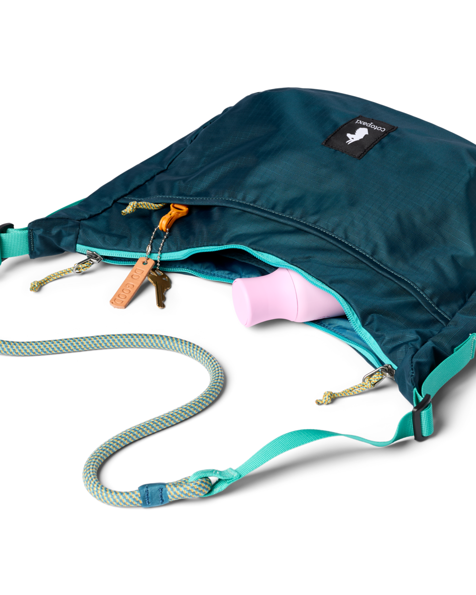Versatile Hauling Trozo 8L Shoulder Bag - Cada Dia