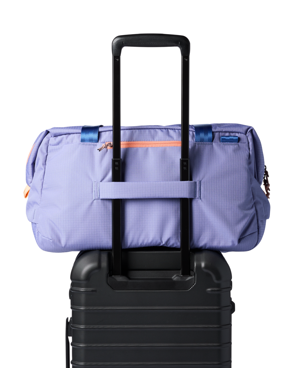 Adventure Carry Viaje 35L Travel Duffel