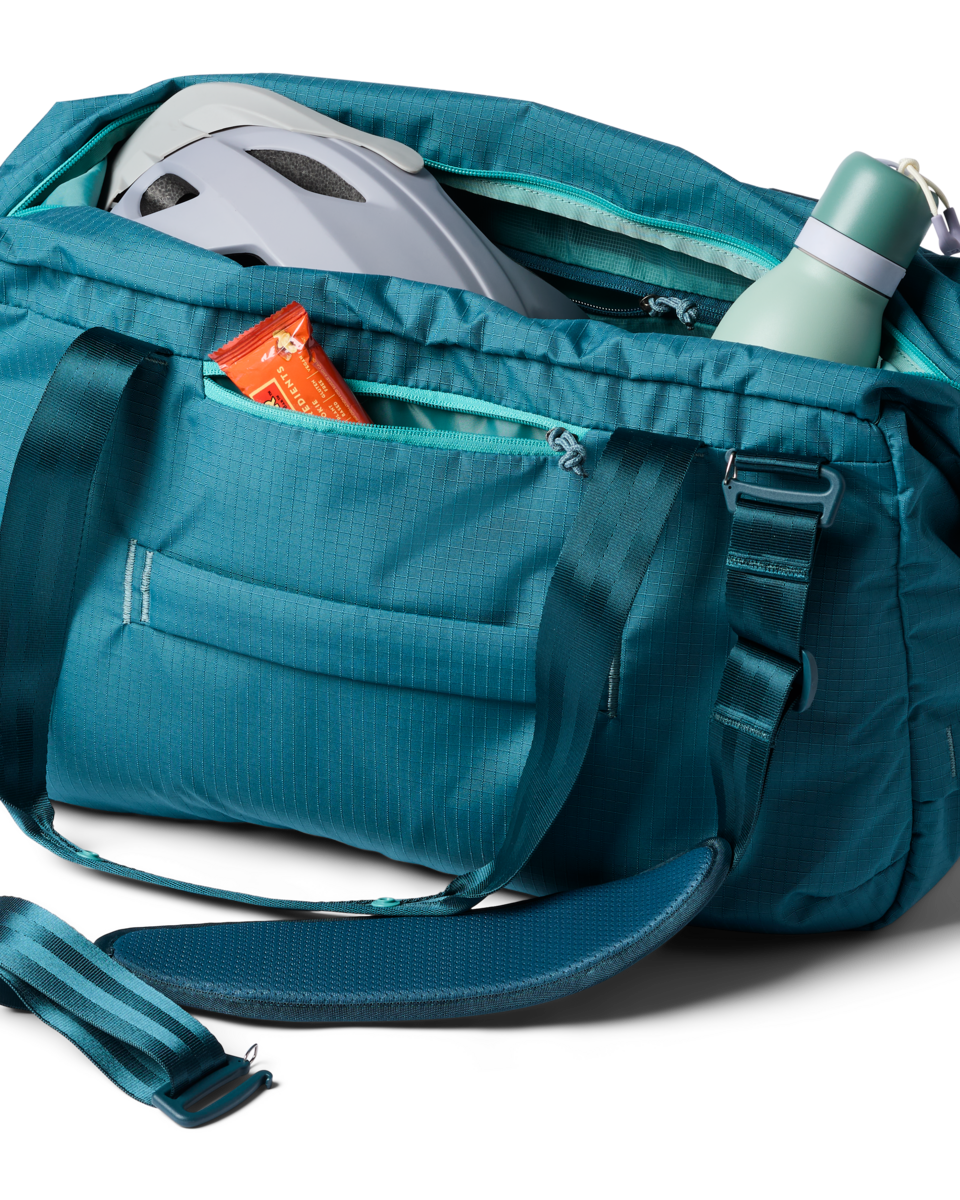 Adventure Carry Viaje 35L Travel Duffel