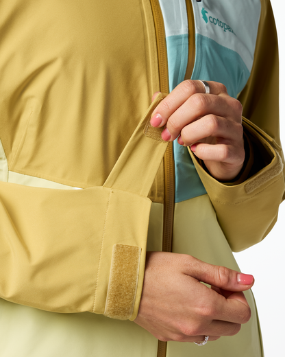 Rainy Day Protection Impermeo 3L Hooded Shell Jacket - Women s