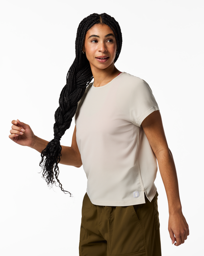 Casual Adventure Style Pulso Tech T-Shirt - Women s