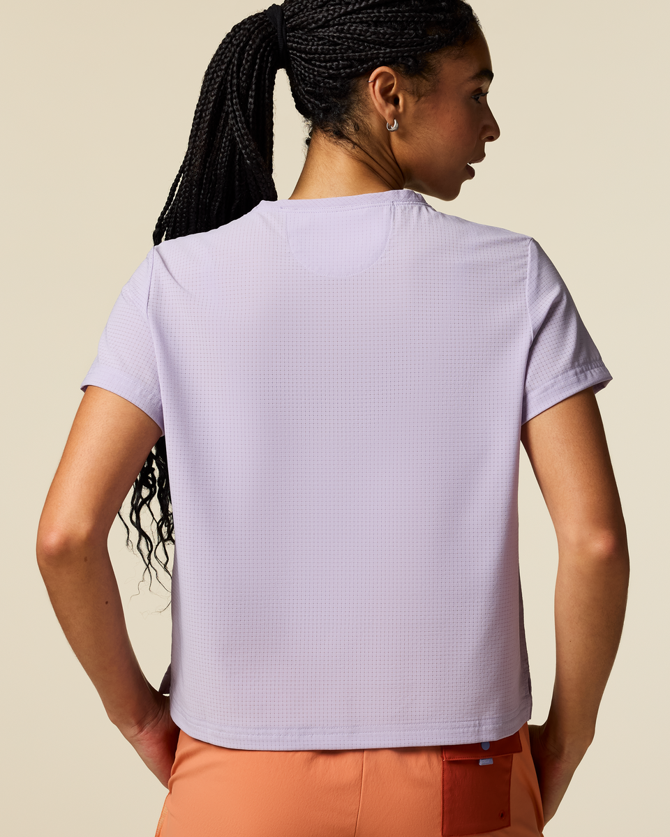 Casual Adventure Style Pulso Tech T-Shirt - Women s
