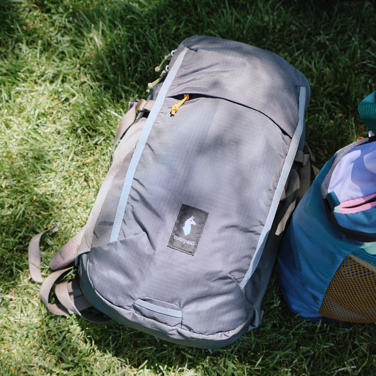Lightweight Carry Mente 32L Daypack - Cada Dia