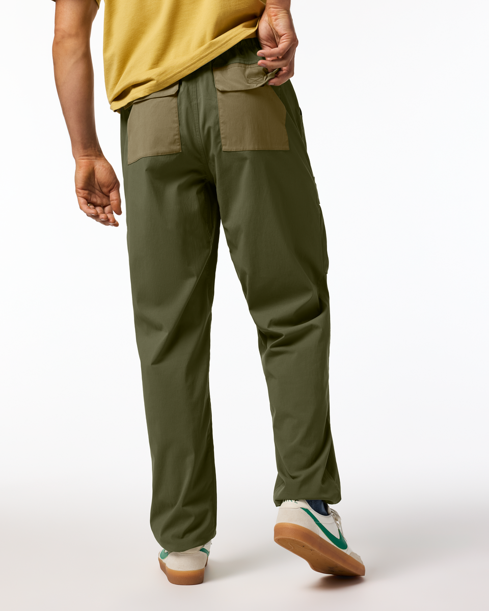 Versatile Outdoor Use Coraje Tech Cargo Pant - Men s