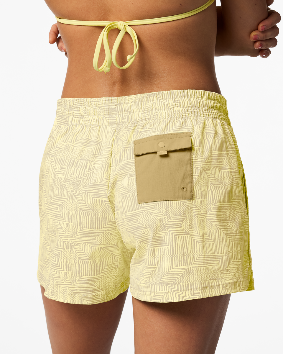 Casual Outdoor Style Brinco 3 Short - Print - Women s