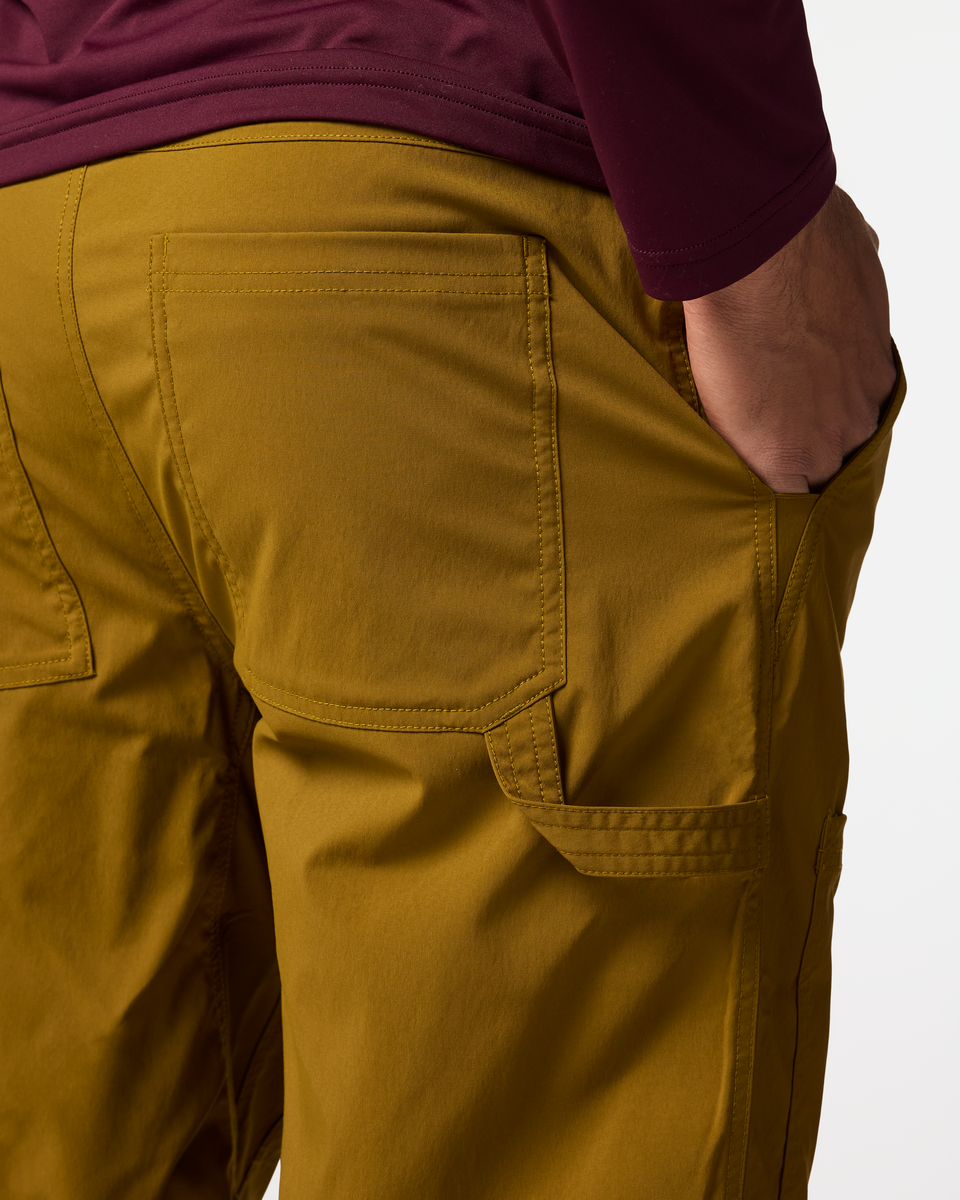 Versatile Outdoor Comfort Coraje Tech Utility Pant - Men s